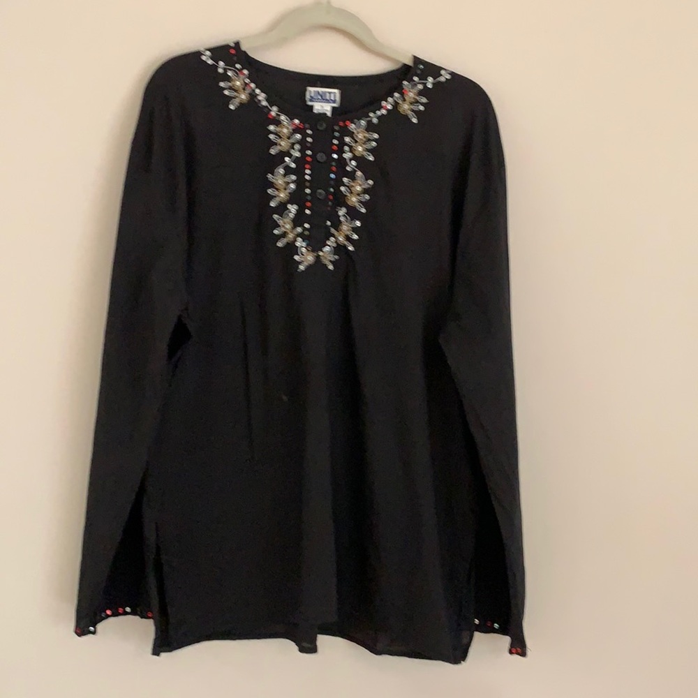 Women shirt